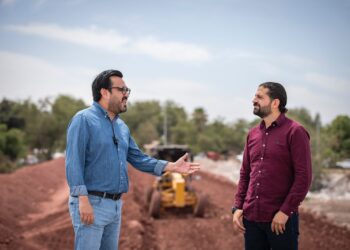 Avanza en tiempo y forma pavimentación de la calle que conecta el malecón Sánchez Alonso con la avenida Álvaro Obregón: Juan de Dios Gámez