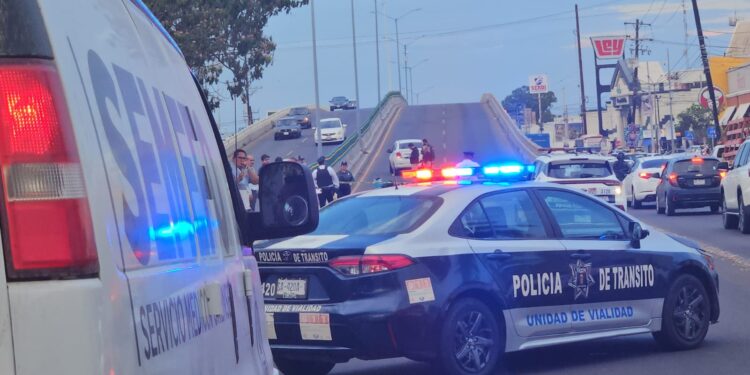 Muere atropellado un desconocido