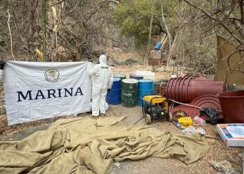 Marina desmantela tres laboratorios clandestinos en Culiacán