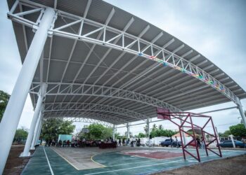 ¡Compromiso cumplido! Juan de Dios Gámez entrega techumbre en Oso Viejo, Quilá