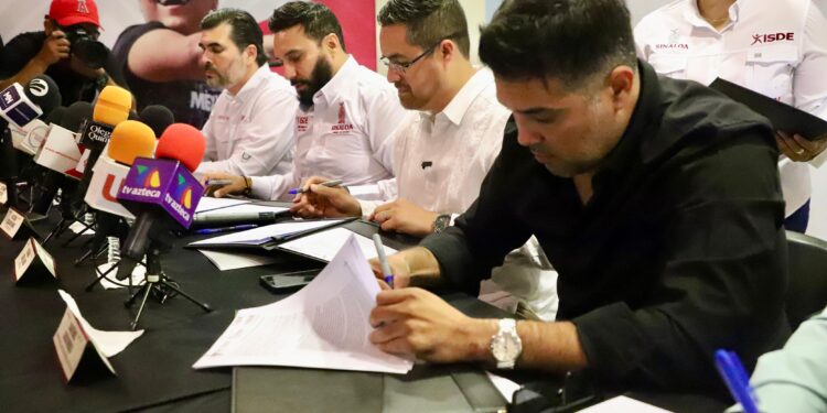 Buscan más espacios 100% libres de humo;  COEPRISS firma convenio de colaboración con ISDE