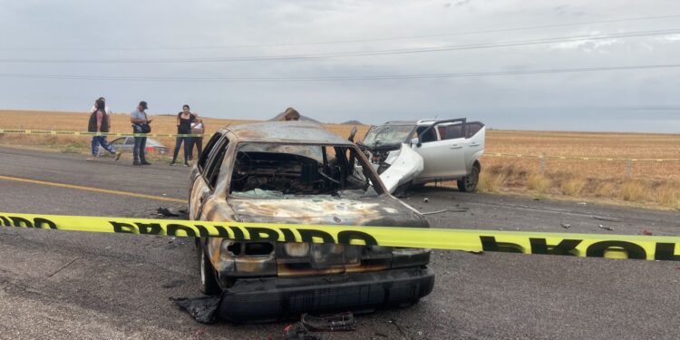 Encontronazo en la México 15 deja un muerto y tres lesionados en Mocorito