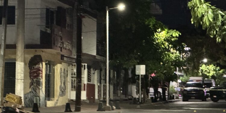 Sujetos dispararon contra fachada del Diario Adiscusión