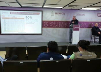 “Maestros podrán pagar la cuota obrera de sus interinatos para jubilarse ante ISSSTEESIN”: Rocha Moya