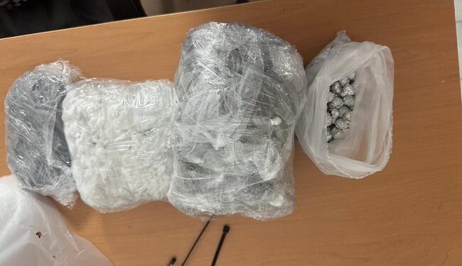 Guardia Nacional asegura material bélico y más de mil 600 dosis de aparente narcótico en Sonora