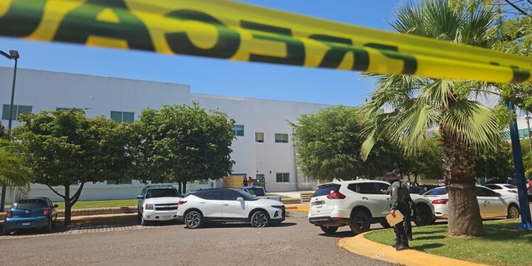Reportan balacera en Torre de Rectoría de la UAS