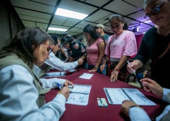 Entrega Rocha más tarjetas del Programa IMSS Bienestar