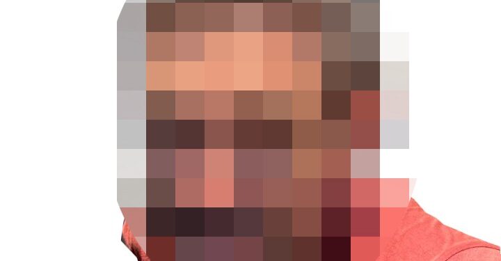 Policías estatales asegura a un civil por robo comercial