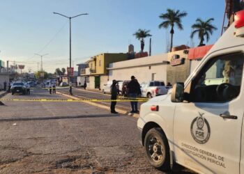 Muere indigente aplastado por un camión de transporte de jornaleros en Villa Juárez