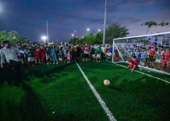 Valle Alto celebra en grande su nueva cancha de futbol; Juan de Dios Gámez cumple y hace entrega oficial