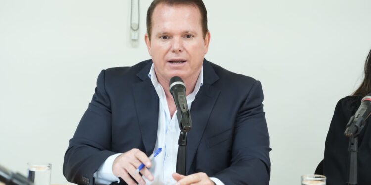 Habrá reforma a Ley Orgánica de UAS aún sin cooperación de sus autoridades, advierte Adolfo Beltrán