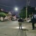 Motociclista ataca a balazos a dos hombres en el sector Los Pinos