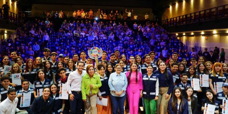 ISJU toma protesta a 318 Jóvenes promotores de la Agenda 2030 de la ONU en Sinaloa