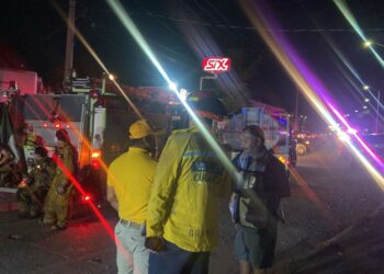 Se quemó esta noche un Yunke en la colonia La Costera