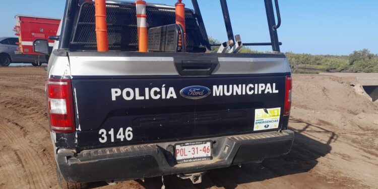 Hallan a un hombre sin vida flotando en las aguas de un canal en Dautillos