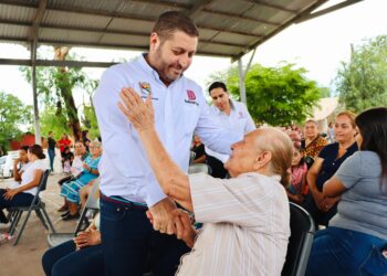 “Vamos a seguir cumpliendo a Badiraguato”: Alcalde refrenda el apoyo a familias de Soyatita