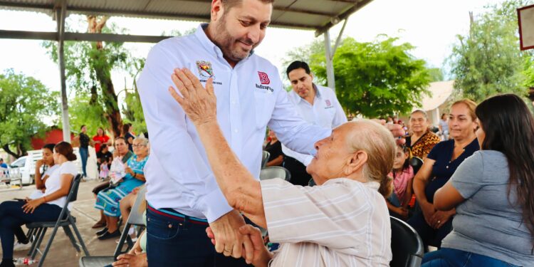 “Vamos a seguir cumpliendo a Badiraguato”: Alcalde refrenda el apoyo a familias de Soyatita