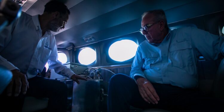 Rocha Moya, da el banderazo al programa de estimulación de lluvias