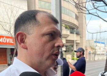 Nadie se quedará sin estudiar en la UAS: Robespierre Lizárraga