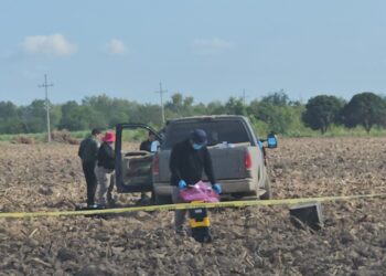 Asesinan a padre e hijo a balazos en Eldorado