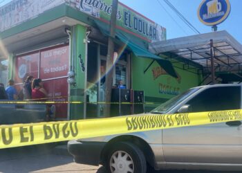 Asesinan a tío y sobrio en una tienda de la colonia Vista Hermosa