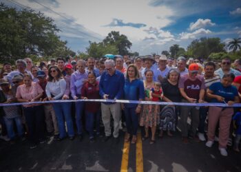 Estamos pagando nuestra deuda con los pueblos originarios: Rocha Moya