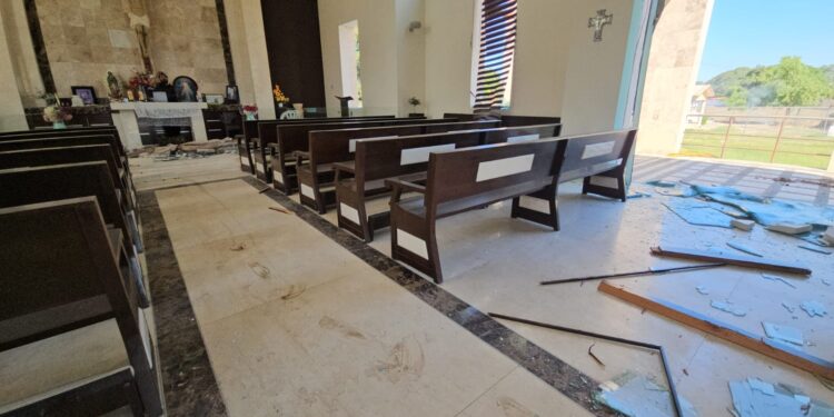 Profanan la cripta familiar de los Dámaso López en Eldorado