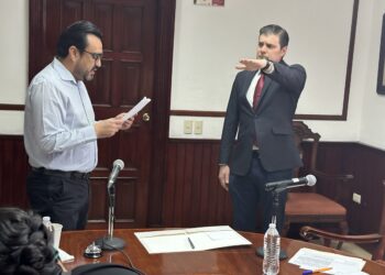 José Ernesto Peñuelas rinde protesta como secretario del Ayuntamiento de Culiacán