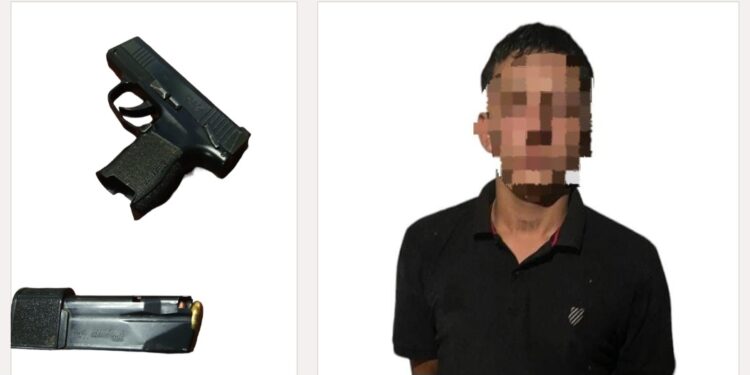 Familiares de víctima de homicidio detienen al presunto responsable y lo entregan a policías estatales
