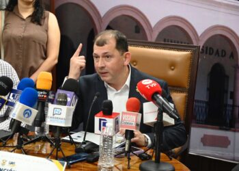 Robespierre Lizárraga pide en carta a AMLO su respaldo para cesar proceso de Reforma a la Ley Orgánica de la UAS que realiza Congreso