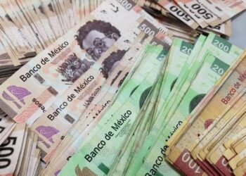 Cuál es el límite de dinero en efectivo que puedes tener en tu casa, según el SAT