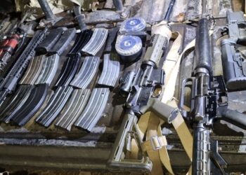 GN detiene a 5 sujetos en posesión de armas largas, cargadores y cartuchos útiles en Chihuahua