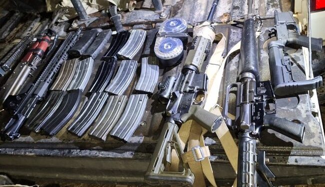 GN detiene a 5 sujetos en posesión de armas largas, cargadores y cartuchos útiles en Chihuahua