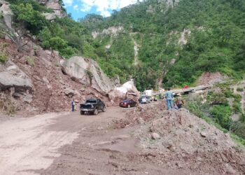 Ya puedes circular por la carretera Badiraguato- Parral
