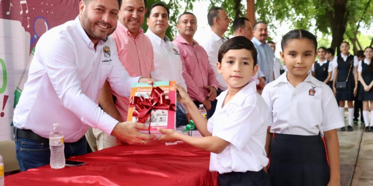 “Soy un aliado de la educación”: José Paz López inaugura el ciclo escolar 2024-2025 en Badiraguato