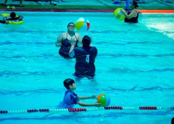 Familias disfrutan de vacaciones de verano en Culiacán