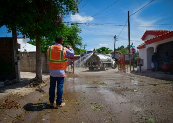 Trabajos de mejora en vialidades continúa por parte del Ayuntamiento en Culiacán