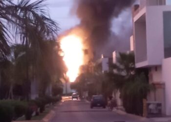 Explotan tanques de gas de empresa en Juntas del Humaya