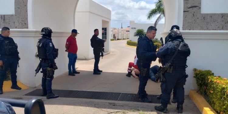 Privan de la libertad y balean a joven de Estados Unidos en Culiacán 