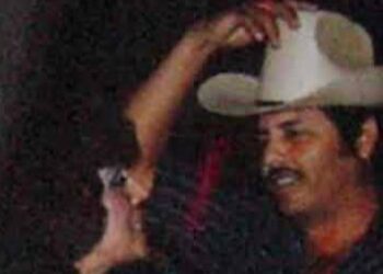 “No tengo licencia, si voy a sacarla no me la darían…”