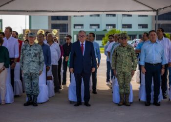 Rinde protesta José Luis Chiñas Silva, como Comandante de la Tercera Brigada de la policía militar y Coordinador Estatal de la Guardia Nacional en Sinaloa