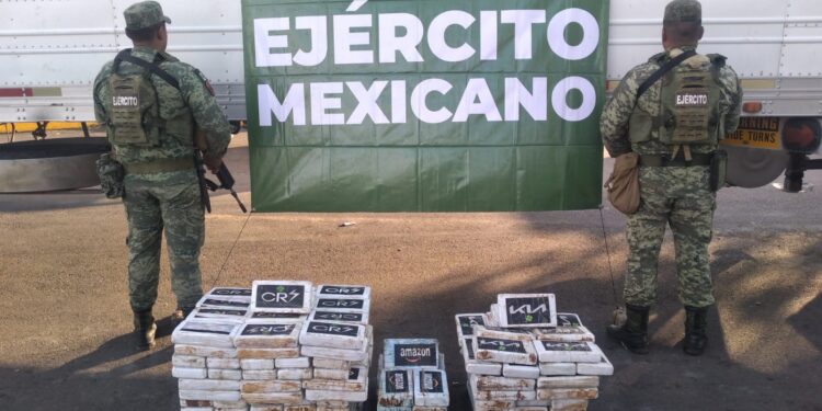 Aseguran militares 200 kilos de cocaína en Costa Rica