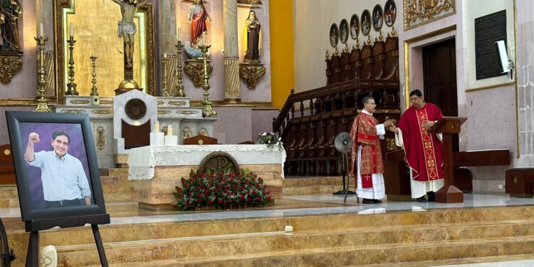 ¡Claro que se puede! exclaman pasistas a recordar a Cúen en misa por 12 aniversario del PAS