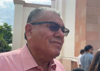 Sólo falta que llegue la gente del INE para entregar los bienes del PRD: Marco García