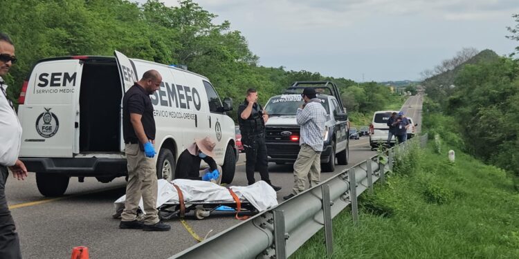 Muere atropellado hombre desconocido en la México 15