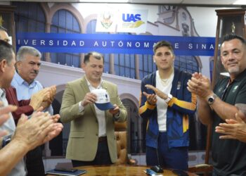 ¡Orgulloso de ser Águila UAS! El medallista olímpico Marco Verde agradece a las autoridades universitarias el apoyo recibido