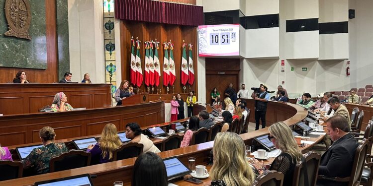 Por mayoría aprueban informe sobre reforma a la Ley Orgánica de la UAS; Pasistas advierten transgresiones a la autonomía