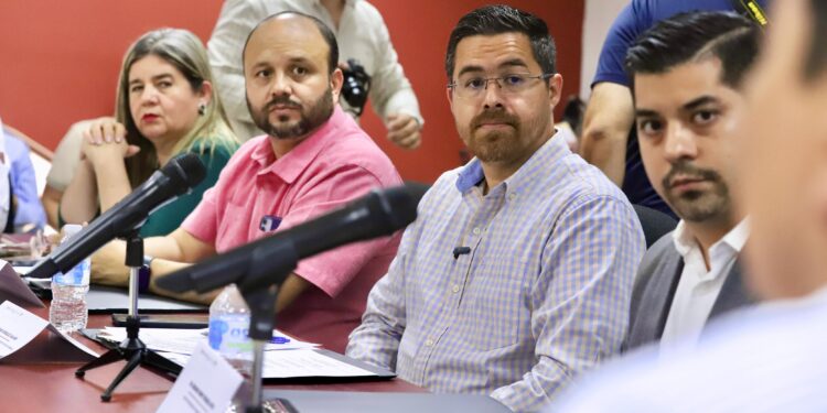 SSA redoblará esfuerzos para la contención del dengue al sur de Sinaloa