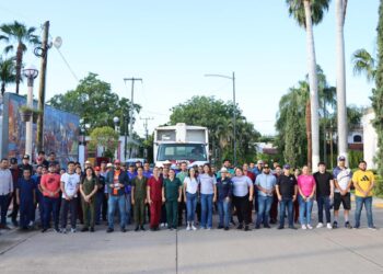 ¡Con todo contra el dengue! Badiraguato continúa con programa de descacharrización