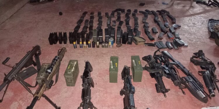 ¡Viva México! Badiraguato se tiñe de los colores patrios